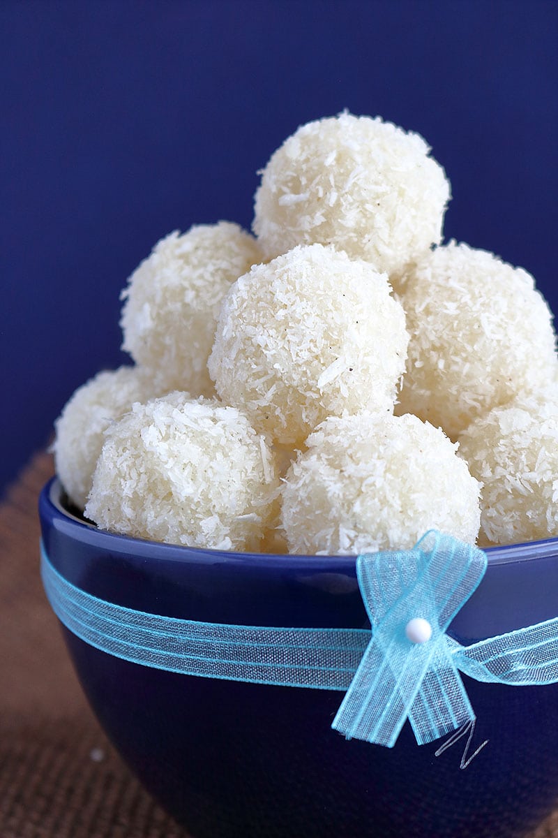 Coconut Ladoo, Source: revisfoodography.com