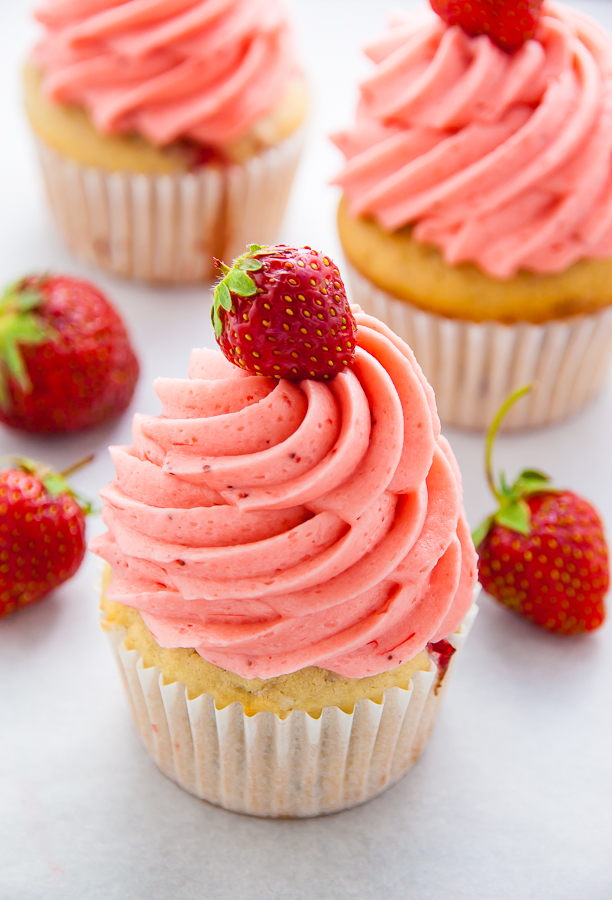 Strawberry cupcake, Source: http://bakerbynature.com
