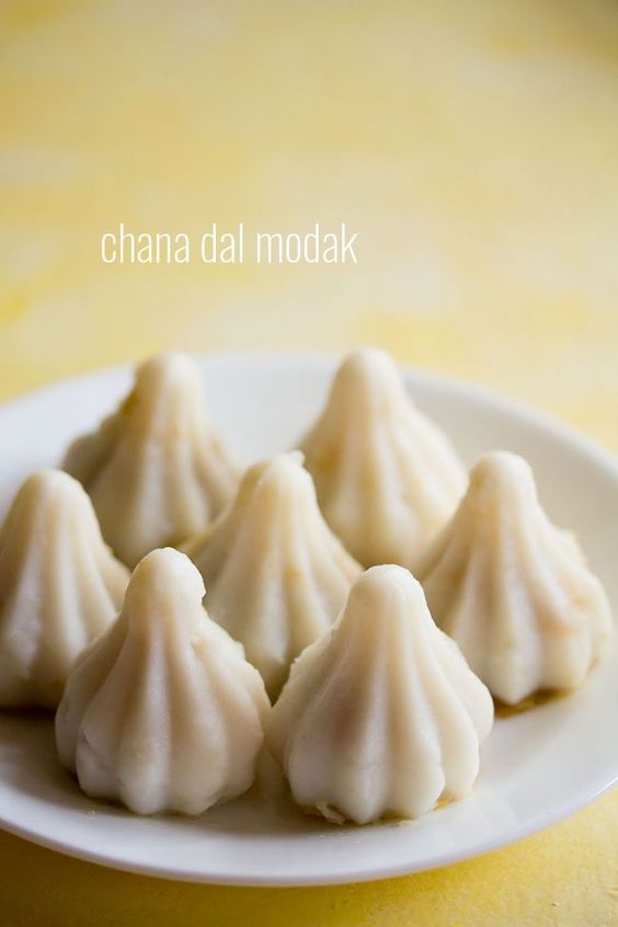 Chana Dal Modak, Source: vegrecipesofindia.com