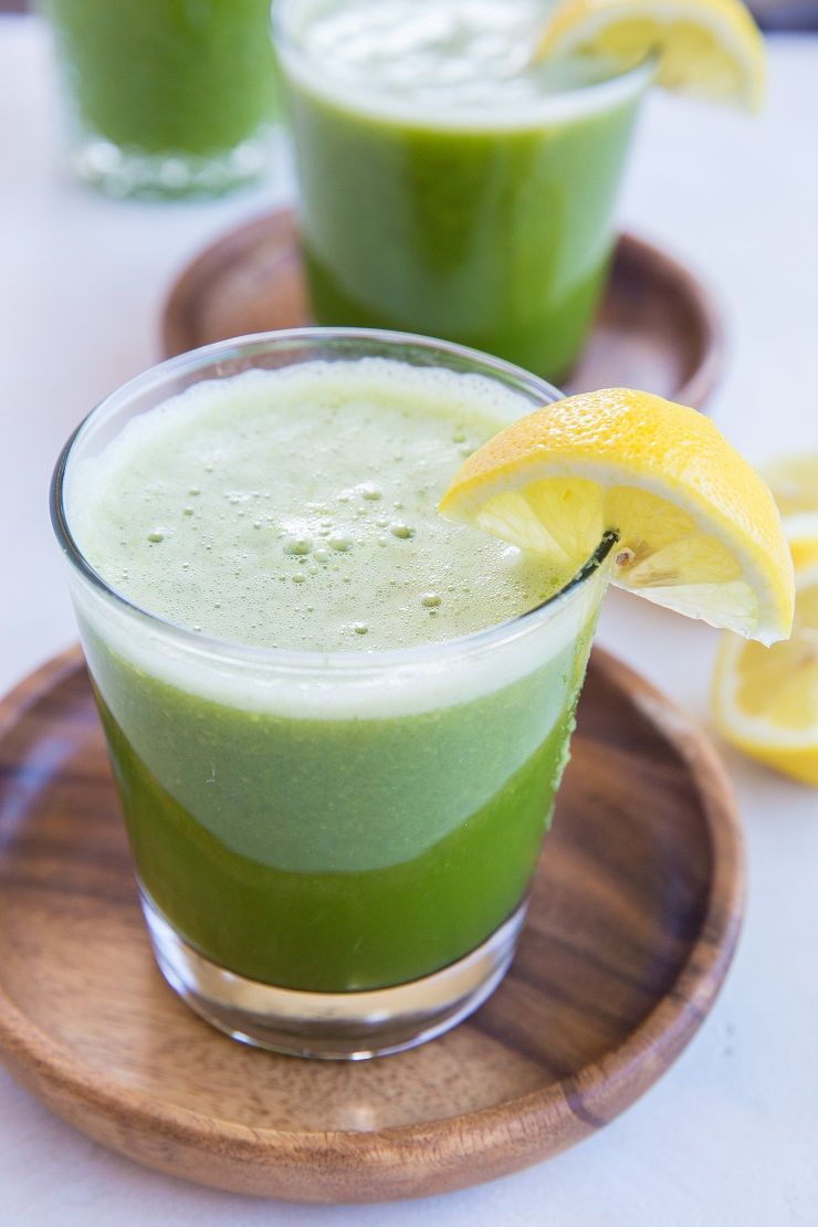 cabbage-lemon0-juice-in-glass